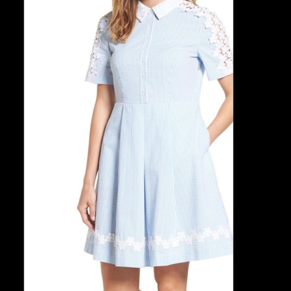 Draper James size 4 blue seersucker lace shirt dress
